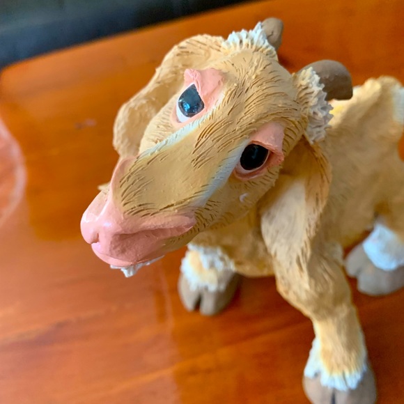 Cheeky Goat Figurine - Picture 5 of 12
